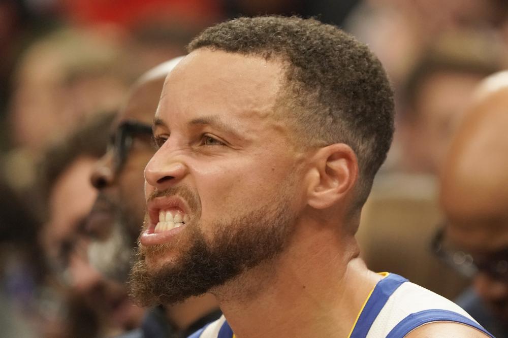 足近年来与 足近年来与