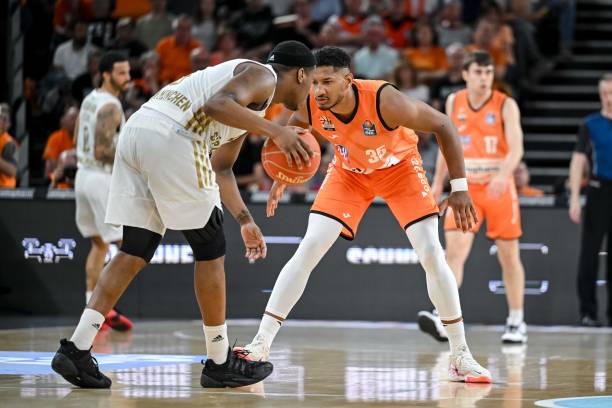 定位球破局 定位球破局